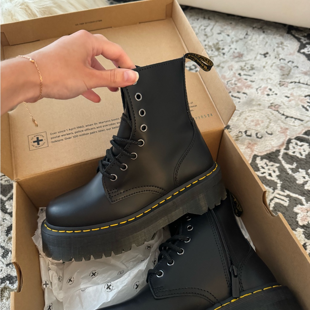 Brand New Dr Martens Jadon